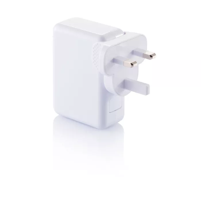 adapterkeszlet-4-usb-elosztoval-feher__563189