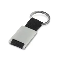 TECH Téglalap alakú fém kulcstartó Fekete