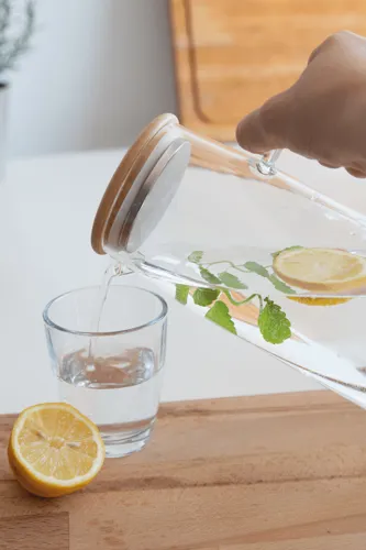 BAMBOO PITCHER - üvegkancsó