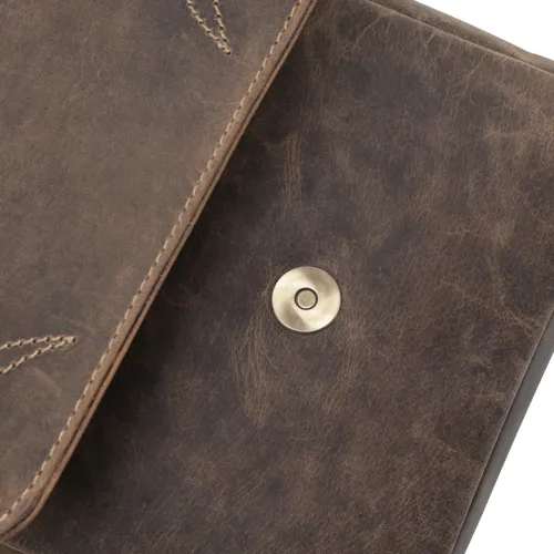 WILDERNESS - valódi bőr oldaltáska