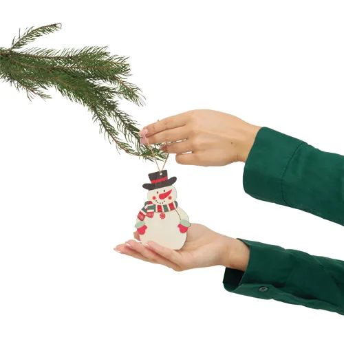 WOODEN SNOWI - ajándékkísérő, karácsonyfadísz