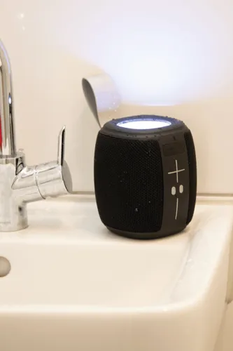 RESISTANT - vezeték nélküli hangszóró