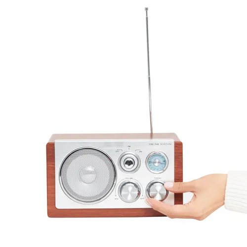 CLASSIC - AM/FM rádió  