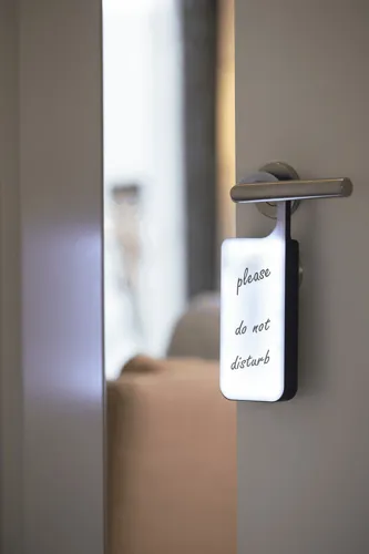 DO NOT DISTURB - LED - es ajtókilincs akasztó  