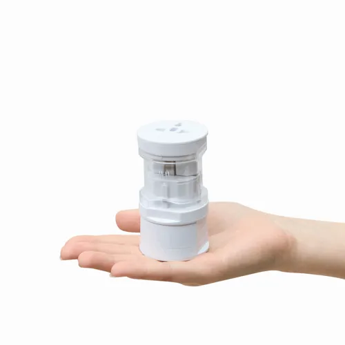 GLOBAL - utazó adapter 3 féle csatlakozási lehetőséggel  