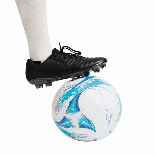 KICK AROUND - focilabda  