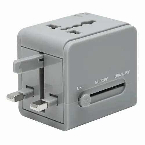 TRAVEL MATE - utazó adapter  