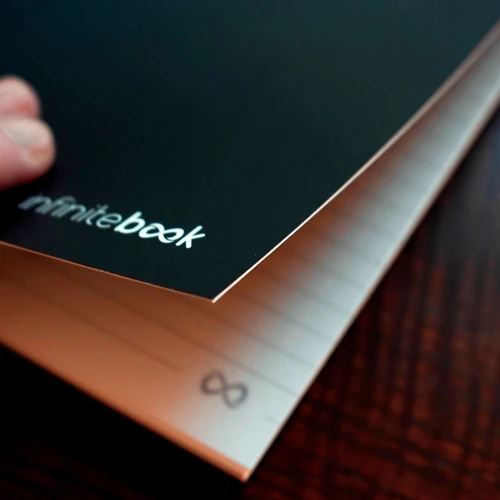 INFINITEBOOK LINED A5. Infinitebook rugalmas borítóval és 15 vonalas oldallal