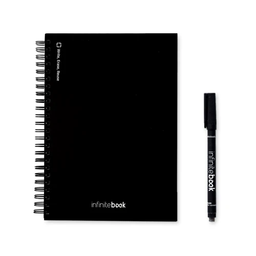 STARTER KIT INFINITEBOOK A5. A készlet tartalmaz egy „Infinitebook”-ot, egy tisztító készletet, egy markert és egy markertartót