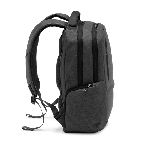 BOSTON. Vízálló 2Tone Nylon 17'' laptop hátizsák 17'' Fekete 