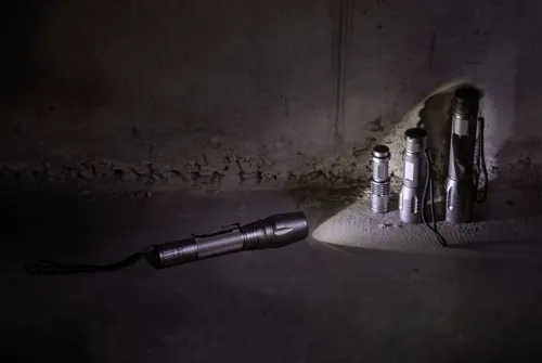 10W-os Heavy duty CREE zseblámpa Szürke 
