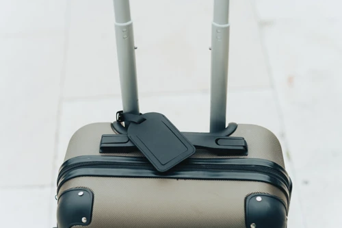 Globefind Dual RCS poggyászcímke Fekete 