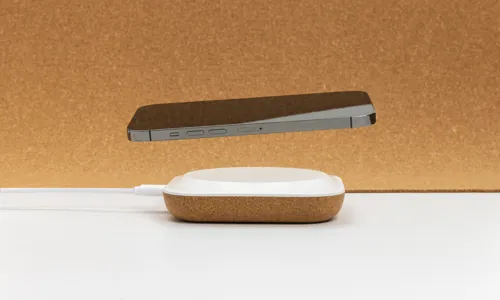 Oregon RCS újrah. műanyag és parafa 10W vezeték nélkül töltő