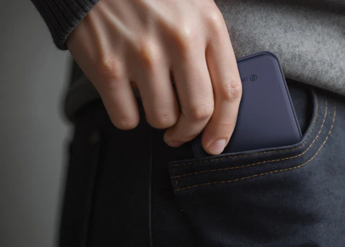 Urban Vitamin Pomona 5000 mAh-s QI2.2 mágneses powerbank