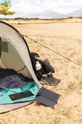 Solarpulse újrahasznosított műanyag hordozható napelem, 10W