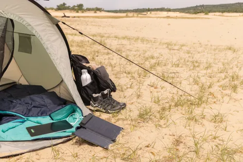 Solarpulse újrahasznosított műanyag hordozható napelem, 10W