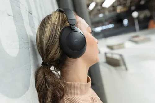 Urban Vitamin Cupertino RCS újrah. műanyag ANC fejhallgató