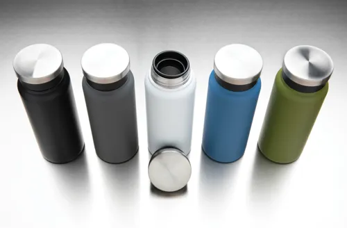 RCS újrahasznosított rozsdamentes acél vákuumpalack, 600ml