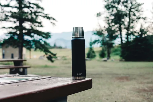 Swiss Peak Elite 1 literes réz- és vákuumszigetelt palack