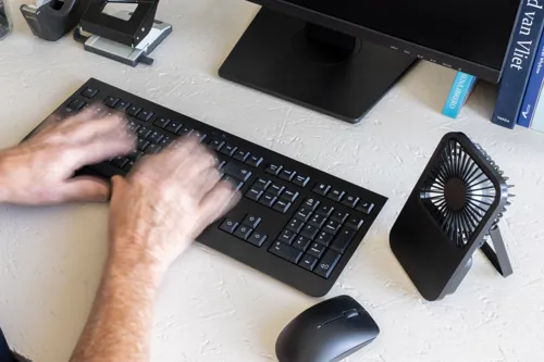 Aervina RCS újrah. műanyag újratölthető asztali ventilátor