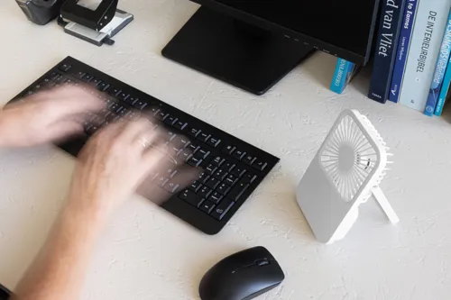 Aervina RCS újrah. műanyag újratölthető asztali ventilátor