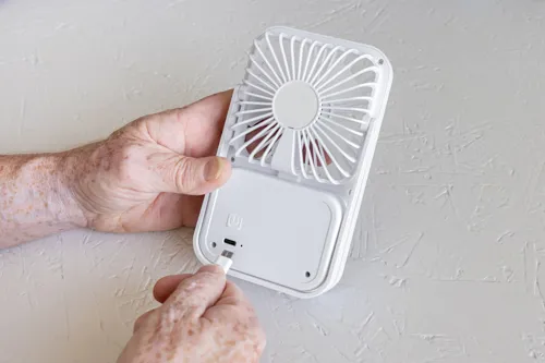 Aervina RCS újrah. műanyag újratölthető asztali ventilátor Fehér 