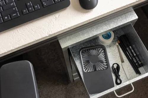 Aervina RCS újrah. műanyag újratölthető asztali ventilátor Fekete 