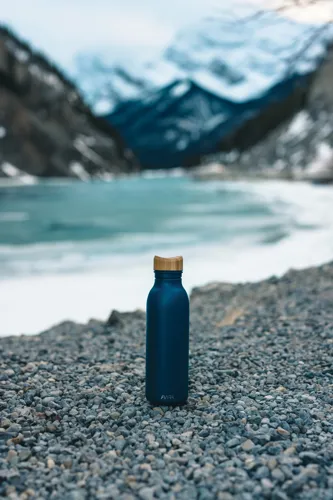 Avira Alcor RCS újrahaszn. acél egyfalú vizespalack, 600 ml Kék 