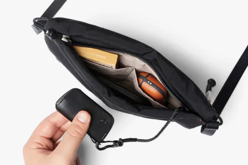Bellroy Lite Sacoche Fekete 