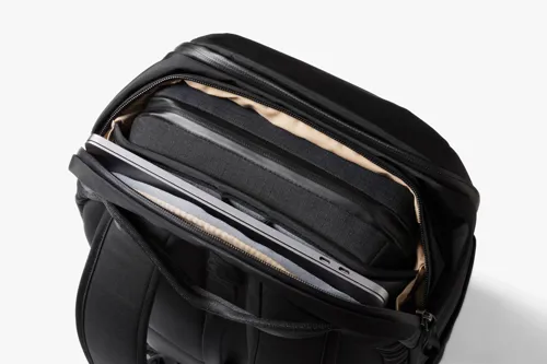 Bellroy Transit munkatáska Fekete 