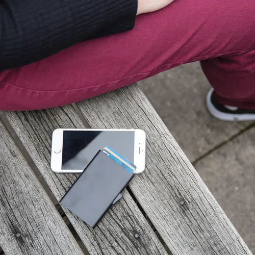 C-Secure alumínium RFID kártyatartó Fekete 