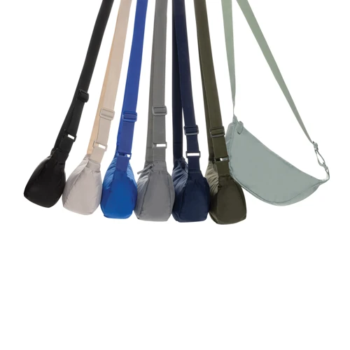 Crescent AWARE™ RPET félhold alakú sling táska Barna 