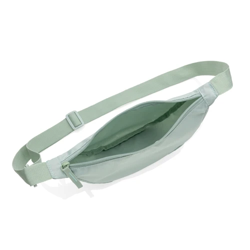 Crescent AWARE™ RPET félhold alakú sling táska Zöld 