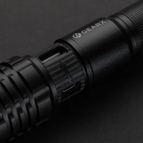 Gear X USB újratölthető zseblámpa Fekete 