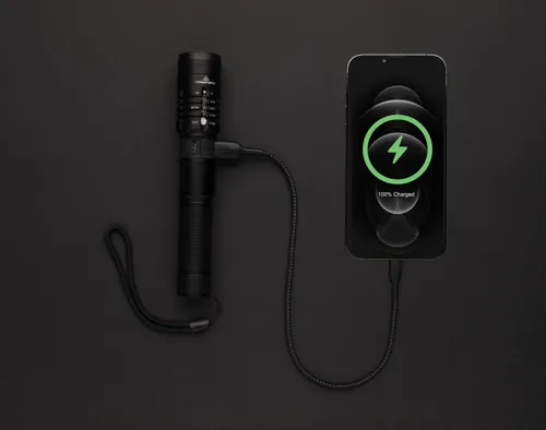 Gear X USB újratölthető zseblámpa Fekete 
