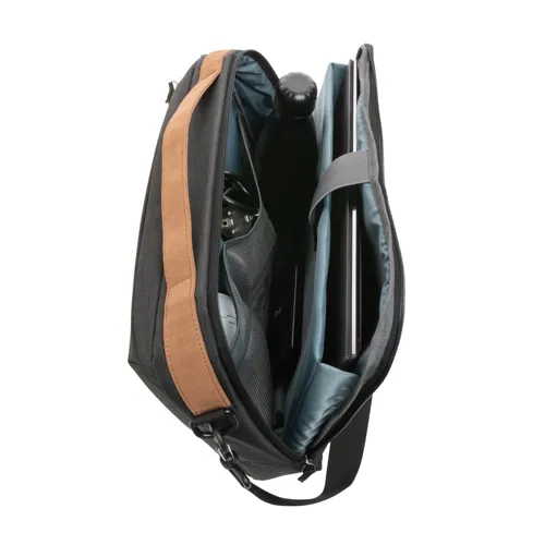 "Impact AWARE™ 300D two tone deluxe 15,6""-es laptoptáska" Fekete 