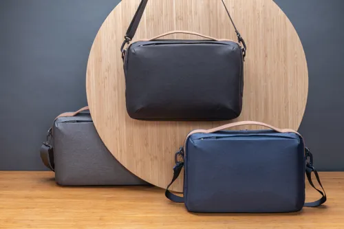 "Impact AWARE™ 300D two tone deluxe 15,6""-es laptoptáska" Fekete 