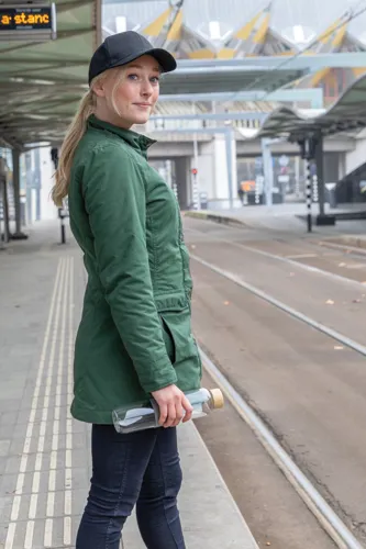 Impact AWARE™ 6 paneles 280gr Újrahasznosított pamut sapka Fekete 