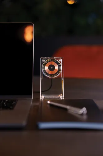 Magcharge 15 W-os mágneses vezeték nélküli töltőállvány Fehér 