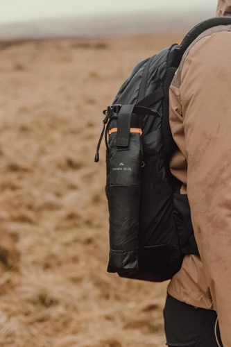Nordic Drift Trail 23"-es AWARE™ RPET esernyő Fekete 