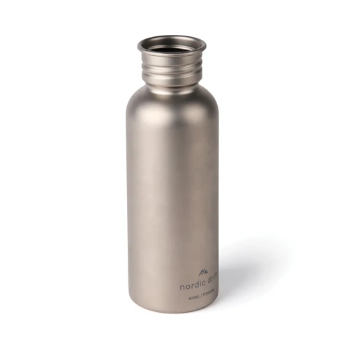 Nordic Drift Trail ultrakönnyű titán 600 ml-es vizespalack Szürke 