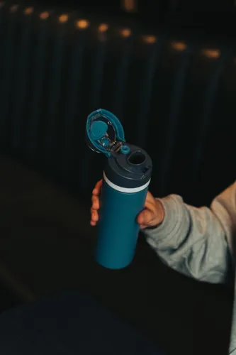 Omni Sip RCS újrahaszn. acél zárható palack, 720 ml Kék 