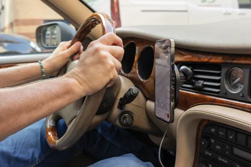 PowerCruze RCS műanyag 15W mágneses autós töltő Fekete 