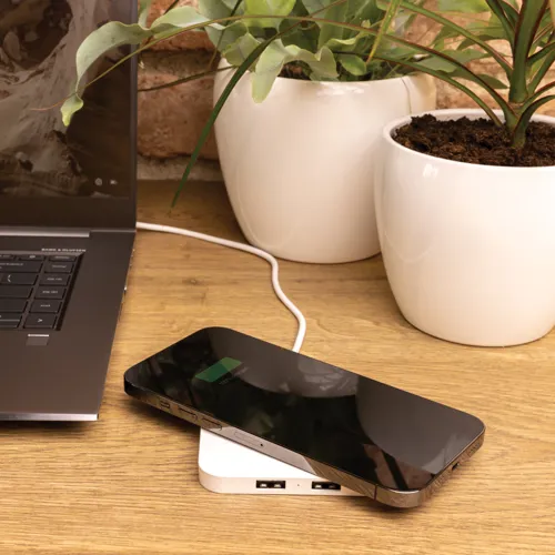 RCS újrahasznosított műanyag 10W vezeték nélküli USB port Fehér 