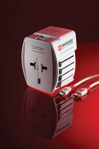 SKROSS világjáró adapter MUV 65 W PD USB-C kábellel Fehér 