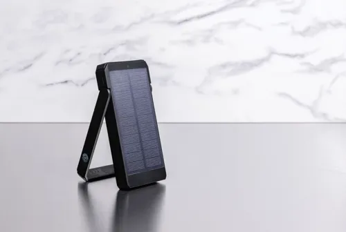Skywave RCS újrah. műanyag napelemes powerbank, 10 000 mAh Fekete 