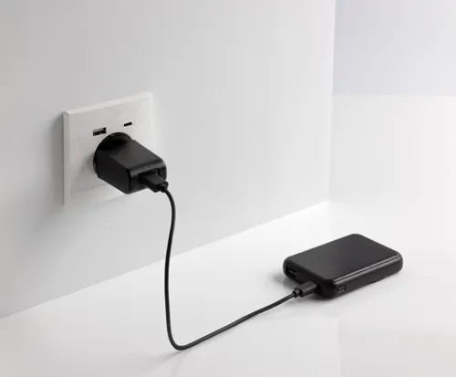 Stellar RCS újrah. műanyag 5000 mAh 5W mágneses powerbank Fekete 