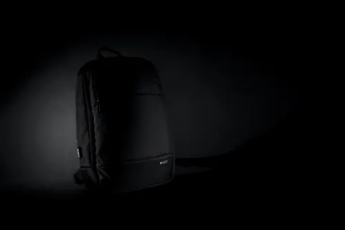 Swiss Peak AWARE™ modern 15,6"-es laptop hátizsák Fekete 