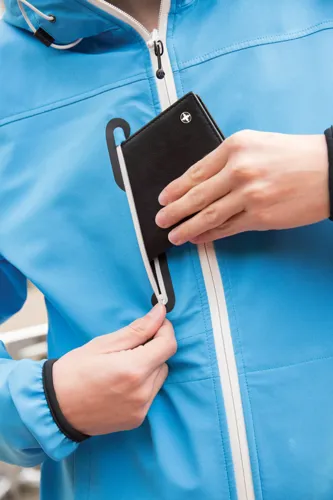 Swiss Peak RFID útlevéltartó Fekete 