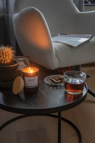 Ukiyo deluxe illatos gyertya bambusz fedővel Fekete 
